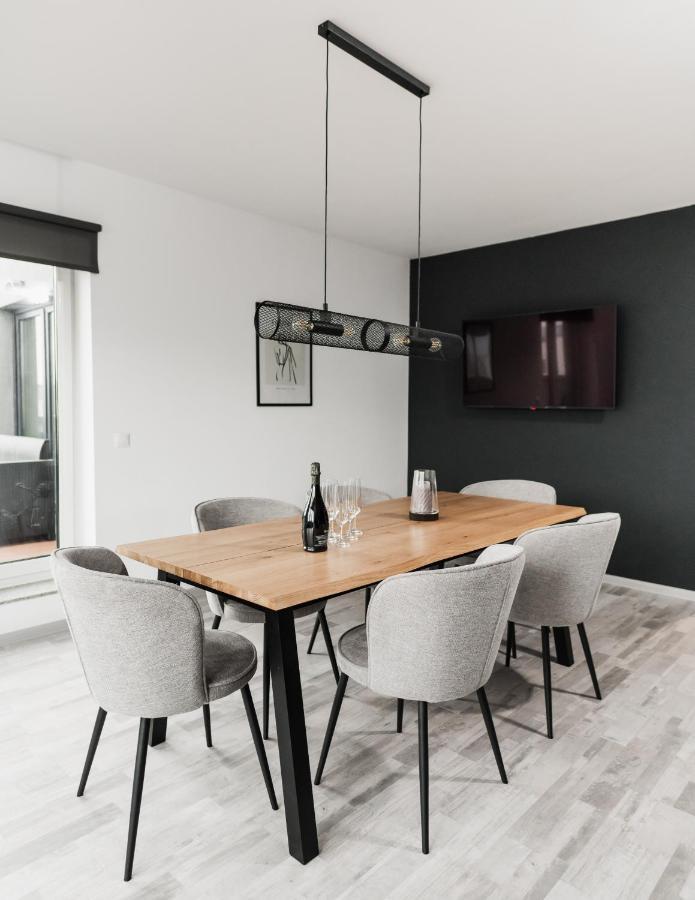 Skylark - Stockholm Penthouse With Jacuzzi, Movie Theater & Panoramic View Apartment Brașov Exterior foto
